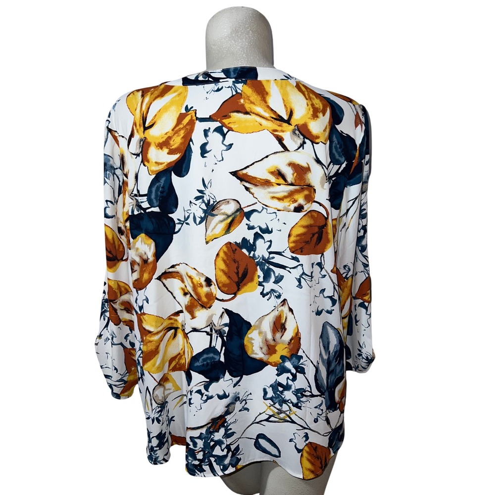 Chicos Womens Size 3 XLarge Floral Split Neck 3/4 Sleeve Blouse White Gold Navy - Picture 5 of 9